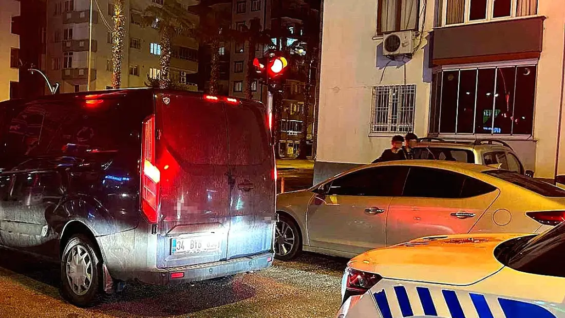 Adana'da Silahlı Saldırı: 1 Ağır Yaralı, 2 Şüpheli Gözaltında