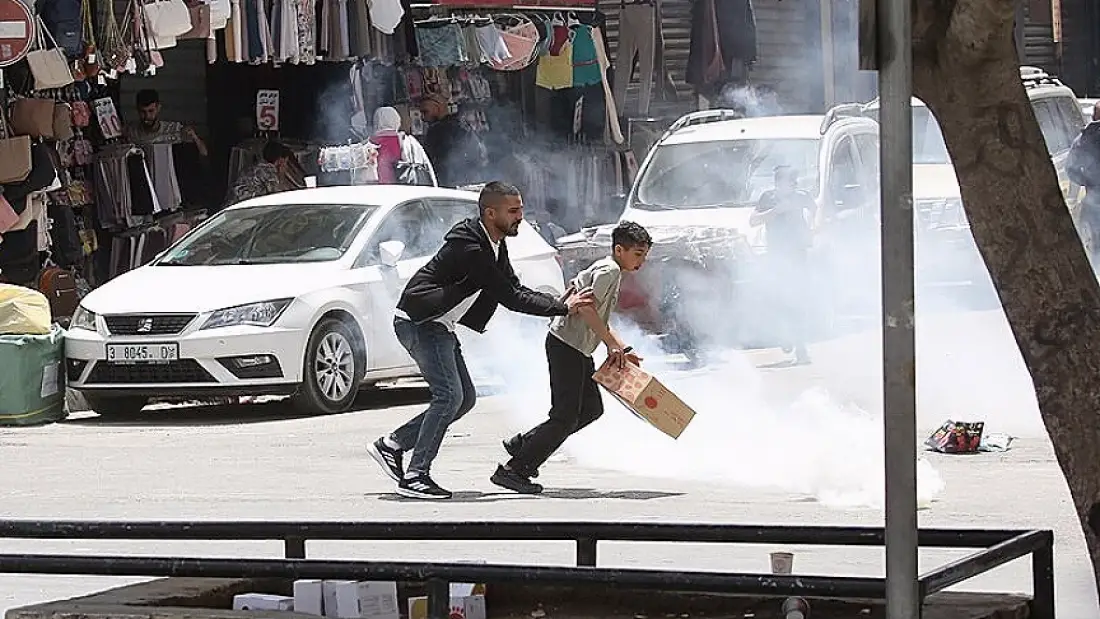 Batı Şeria'da İsrail Saldırısı: 3 Filistinli Yaralandı