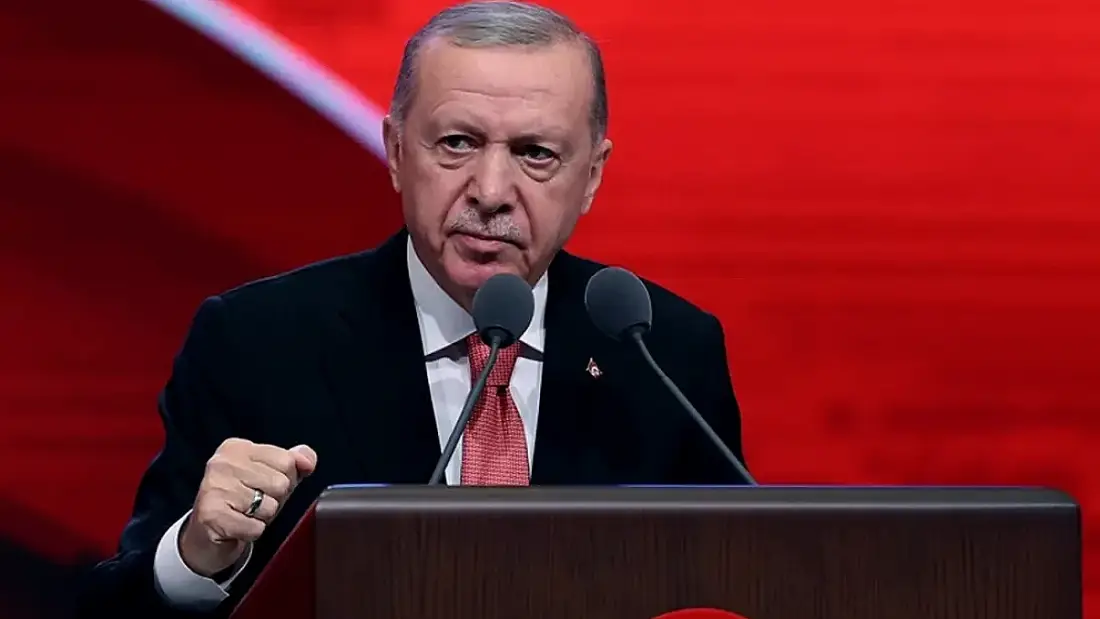 Cumhurbaşkanı Erdoğan'dan 19 Mayıs Mesajı: "Gençliğimizin En Büyük Sorunu"