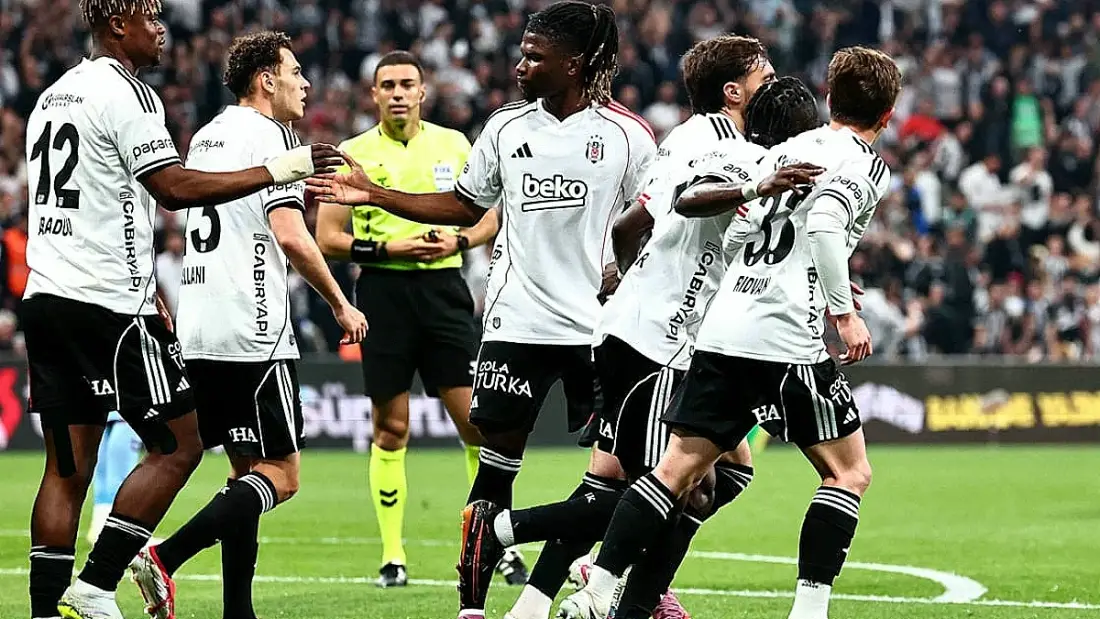 El Bilal Toure Beşiktaş'tan Ayrıldı