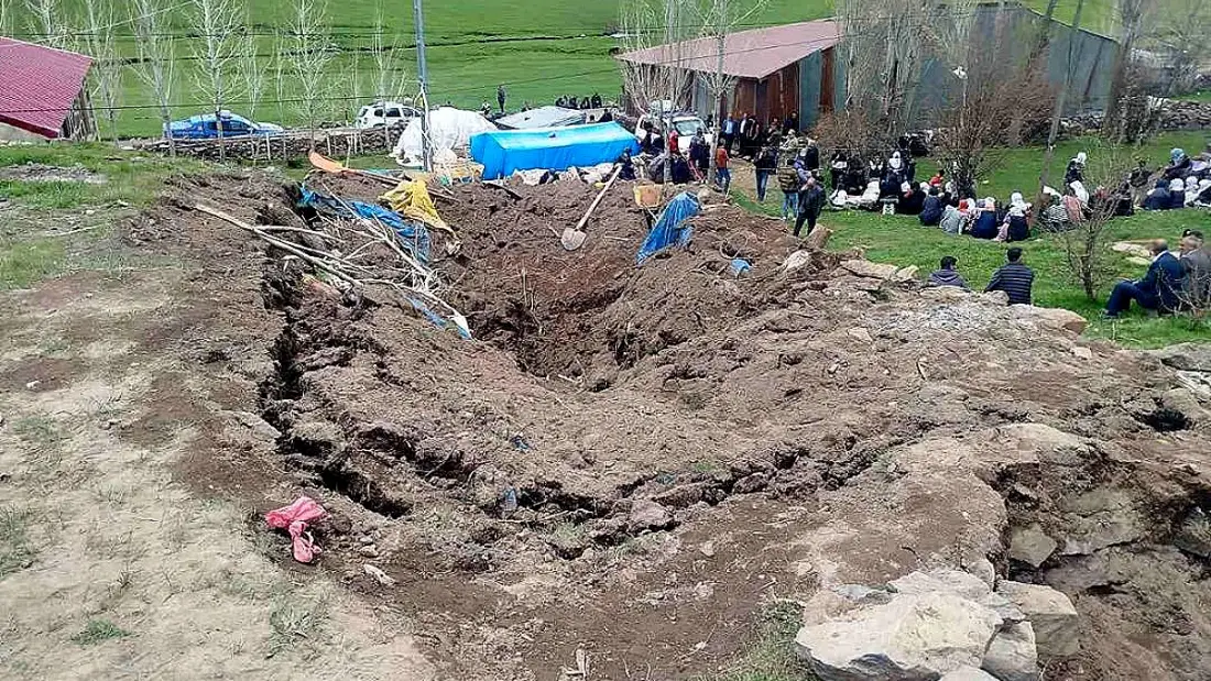Erzurum'un Tekman İlçesinde Ahır Çöktü: 1 Kişi Hayatını Kaybetti