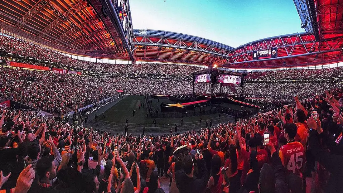 Galatasaray'ın Şampiyonluk Kutlaması 200 Milyon Lira Gelir Sağladı