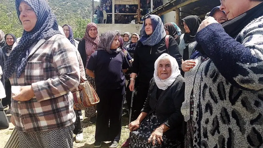 Kansere Tedavi Görürken Eşiyle Birlikte Trafik Kazasında Hayatını Kaybetti