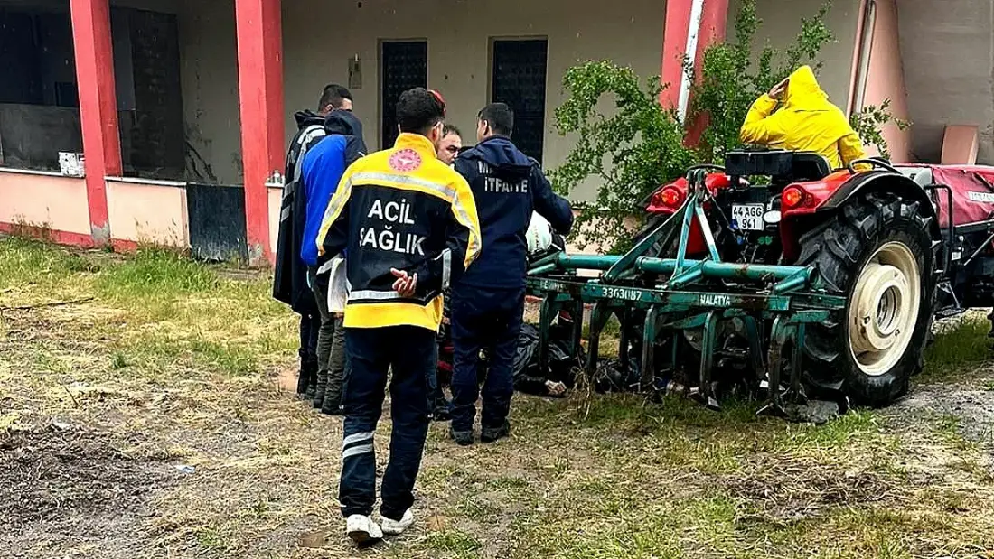 Malatya'da Eski Mahalle Muhtarı Traktör Kazasında Hayatını Kaybetti