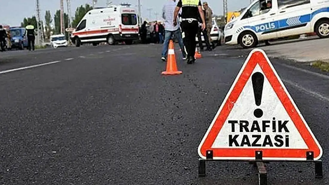 Muğla'da İki Motosiklet Çarpıştı: Sürücüler Hayatını Kaybetti, Yolcu Ağır Yaralandı