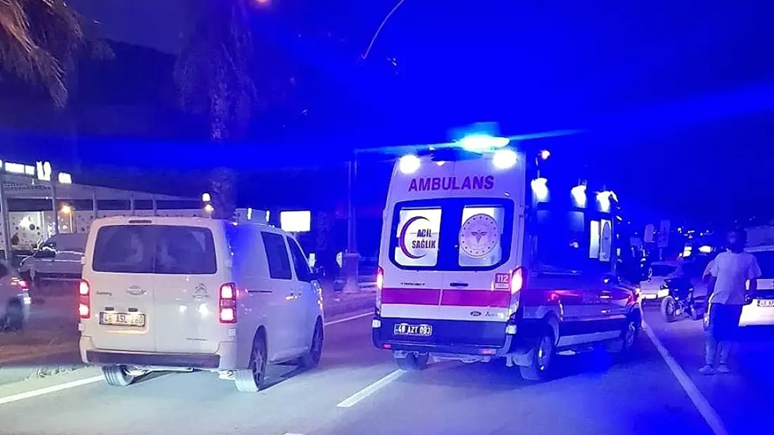 Muğla'da Motosiklet Kazası: Yaya Hayatını Kaybetti, Sürücü Ağır Yaralandı