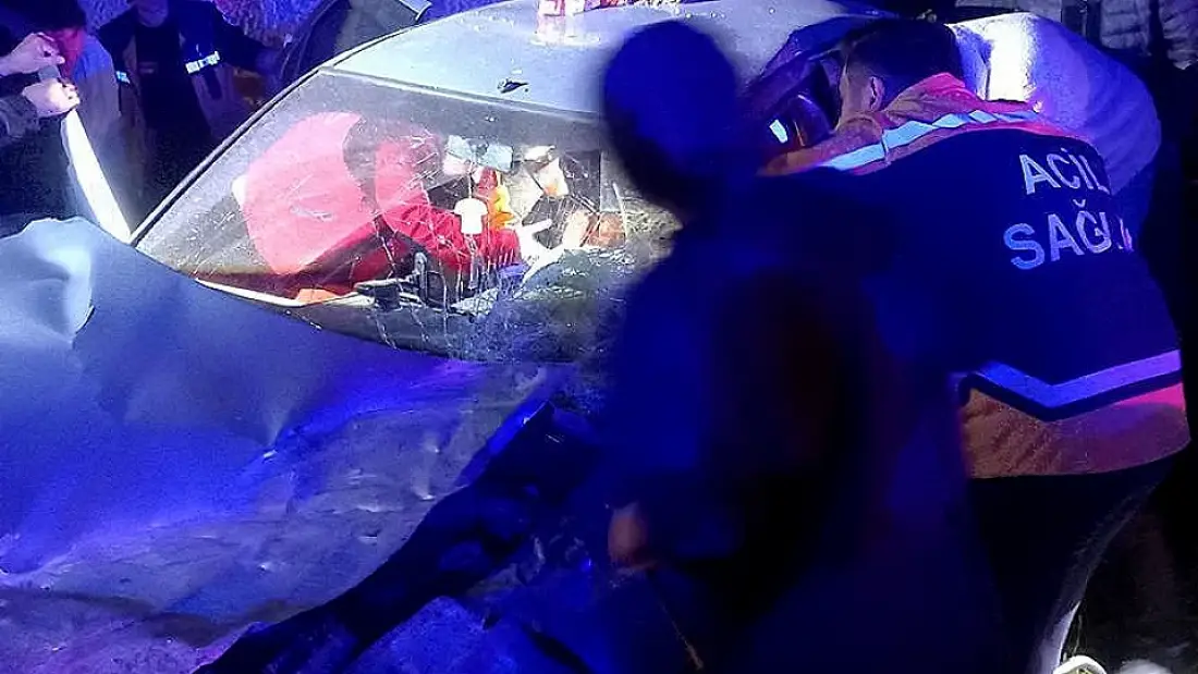 Muş'ta Trafik Kazası: 1 Ölü, 3 Yaralı