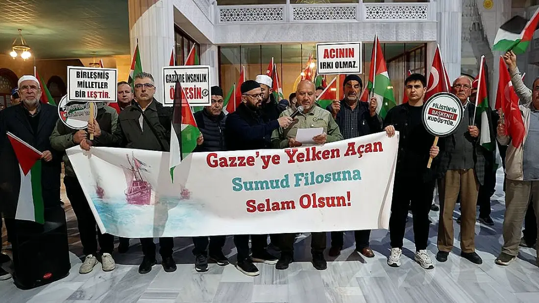 Nevşehir'de Küresel Sumud Filosu'na Destek Eylemi