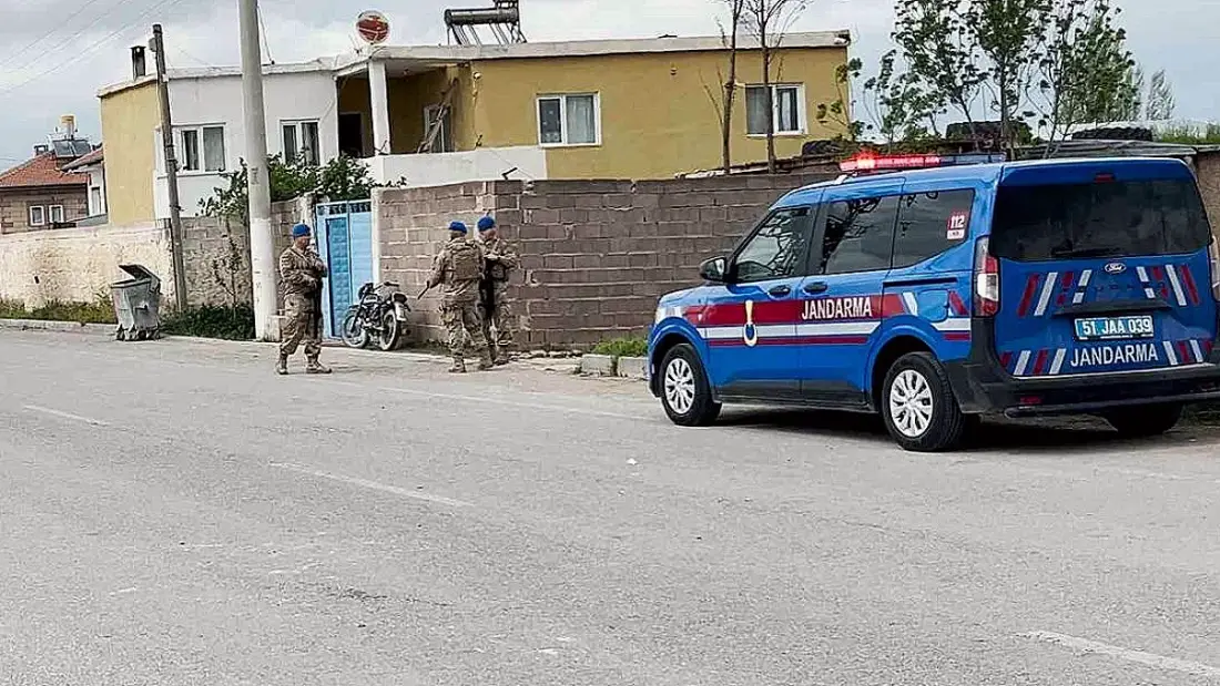 Niğde'de Husumetli Aile Kavgası: 1 Kişi Hayatını Kaybetti