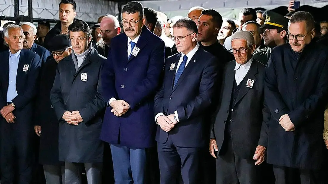 Şehit Polis Memuru E.K., Van'da Gözyaşlarıyla Toprağa Verildi