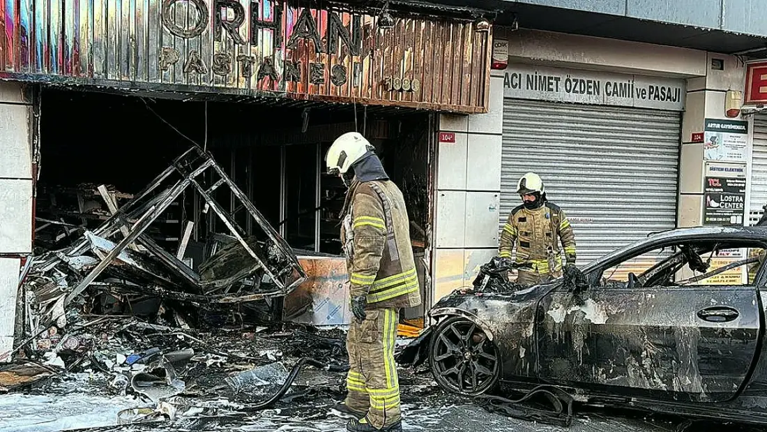 Şişli'de otomobil iş yerine daldı: 2 yaralı, yangın çıktı