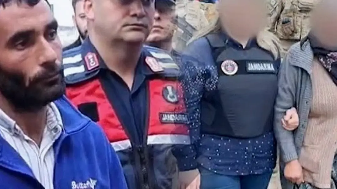 Torun ve Kızı, Dede ve Babaannesini Öldürmüş: Kabusların Ortaya Çıkardığı Cinayet