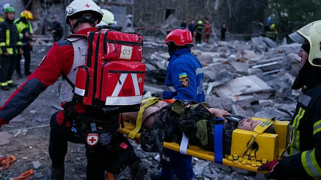 Ukrayna'da Savaş: Kiev'de Rus Saldırısında 1 Ölü, 16 Yaralı