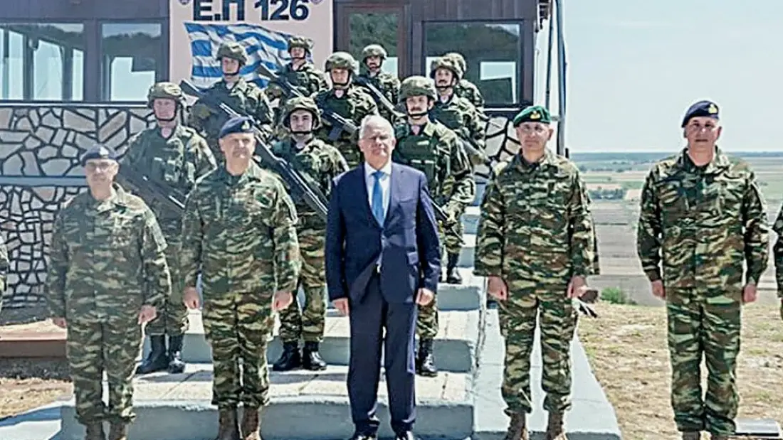 Yunanistan Cumhurbaşkanı Tasulas Sınır Karakolunda Geceledi: 'Provokasyonlar Geçemez'