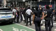 New York Times Meydanı'nda Silah Sesleri Duyuldu, Bir Şüpheli Gözaltına Alındı