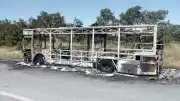 Eskişehir'de seyir halindeki belediye otobüsü yanarak kullanılamaz hale geldi
