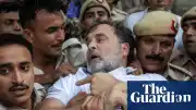 Delhi'de Gençlik Protestoları: Rahul Gandhi Gözaltına Alındı