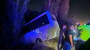 Ankara Mamak'ta servis minibüsü ile otomobil çarpıştı: 8 yaralı