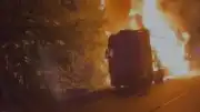 Çanakkale Lapseki'de TIR Dorsesi Yangını: Ormanlık Alana Sıçramadan Kontrol Altına Alındı
