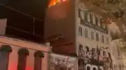 Fatih'te Bir Binanın Çatısındaki Baz İstasyonunda Yangın Çıktı