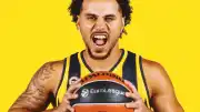 Fenerbahçe Erkek Basketbol Takımı Shane Larkin ile 2 Yıllık Sözleşme İmzaladı