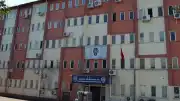 Salihli'de Uzaklaştırma Kararı Sonrası Cinayet: Eşini Bıçakla Öldürdü
