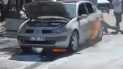 Sivas'ta Seyir Halindeki Otomobilde Çıkan Yangın Söndürüldü