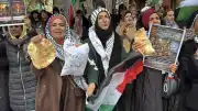 Berlin'de Yüzlerce Kişi Filistin İçin Gösteri Yaptı
