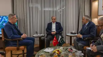 Bakan Fidan, Pakistan Başbakanı Şerif ile Antalya'da Görüştü