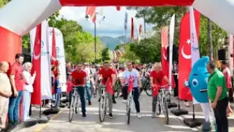 Denizli'de 19 Mayıs Coşkusuyla 'Umuda Pedal Çevir' Bisiklet Şenliği Düzenlendi