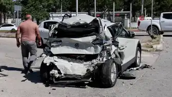 Elazığ'da Freni Boşalan Kamyon 10 Araca Zarar Verdi: 5 Yaralı