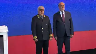 Rusya Günü Ankara'da Kutlandı: Kızılordu Korosu İzmir Marşı'nı Seslendirdi
