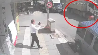Elazığ'da Kamyon Kazası: 10 Araç Devrildi, 5 Kişi Yaralandı