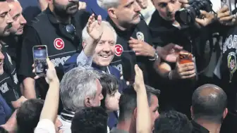 Aziz Yıldırım: Fenerbahçe'nin Şampiyonluğu İçin Gerekli Takviyeler 15 Günde Yapılacak