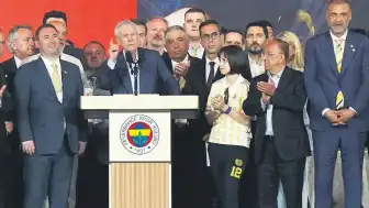 Fenerbahçe Olağanüstü Seçimli Genel Kurulu'nda Aziz Yıldırım Yeniden Başkan Seçildi
