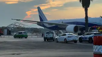 THY Yolcu Uçağı Antalya Havalimanı'nda Anten Direğine Çarptı