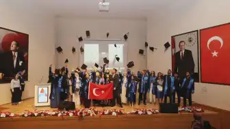 Ağrı İbrahim Çeçen Üniversitesi İİBF'de Mezuniyet Töreni Düzenlendi