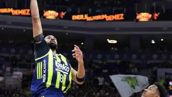 Beşiktaş Basketbol Süper Ligi Play-off Final Serisi'nde Fenerbahçe'yi Deplasmanda Mağlup Ederek 1-0 Öne Geçti