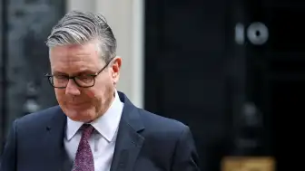 Birleşik Krallık Başbakanı Keir Starmer İstifasını Duyurdu