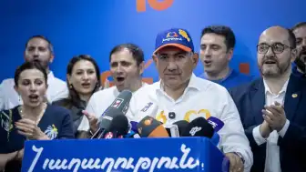 Ermenistan'da Seçim Sonuçları Açıklanıyor: Paşinyan'ın Partisi Önde Gidiyor