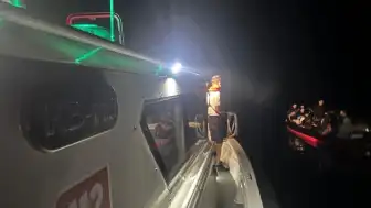 Bodrum Açıklarında 26 Düzensiz Göçmen Kurtarıldı, 1 Şüpheli Yakalandı