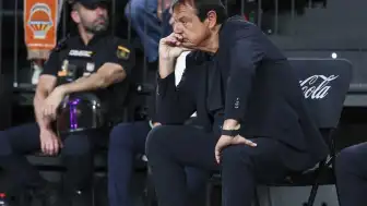 Ergin Ataman, Hakem Kararlarına Tepki Göstererek Basın Toplantısını Terk Etti
