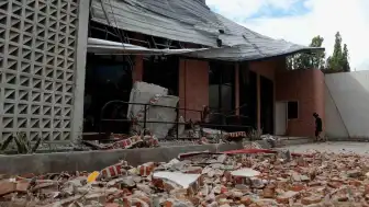 Endonezya Sulawesi Adası'nda 6.7 Büyüklüğünde Deprem: Can Kaybı ve Yaralılar Var