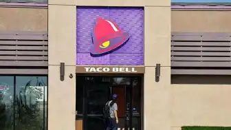 Taco Bell, Gıda Kaynaklı Hastalık Endişeleri Nedeniyle Menüsünden Marulu Çıkardı