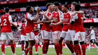 Arsenal, 22 Yıl Sonra Premier Lig Şampiyonu Oldu