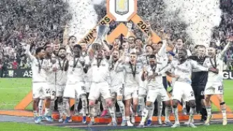 Aston Villa, UEFA Avrupa Ligi'nde Freiburg'u Mağlup Ederek Şampiyon Oldu