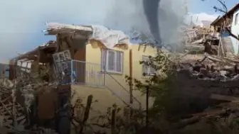 Çorum, Çankırı ve İzmir'de Hortum Felaketi: Evler Yıkıldı, Yaralılar Var