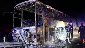 Denizli'de Otobüs Kazası: 7 Kişi Hayatını Kaybetti, 30 Kişi Yaralandı