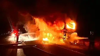 Denizli'de Trafik Kazası: 7 Kişi Hayatını Kaybetti, 30 Kişi Yaralandı