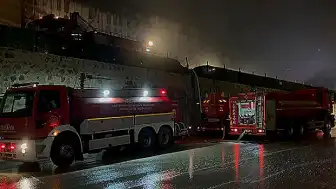 Gaziantep'teki Mobilya Fabrikası Yangını Kontrol Altına Alındı